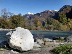 Lostallo Cama Leggia Grono Roveredo Gr Arbedo Bellinzona Stock Und Stein